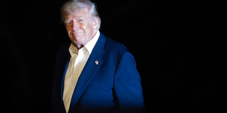 Trump prijeti da će tužiti ABC – opet – jer ga kritizira preko 400 milijuna dolara mlaznog poklona iz Katara