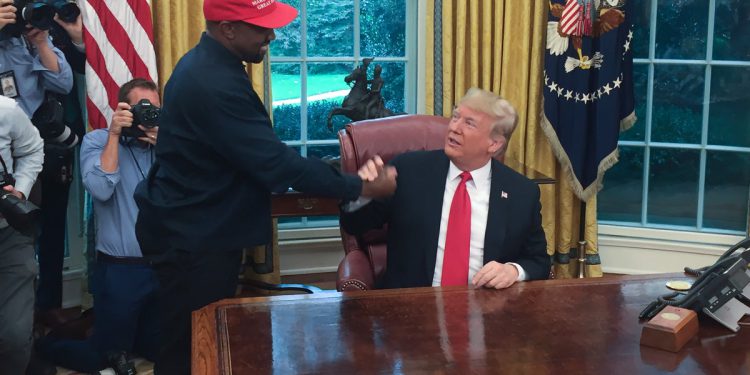 Trump putuje kaznom zloglasnog gangstera … zahvaljujući Kanyeu Westu