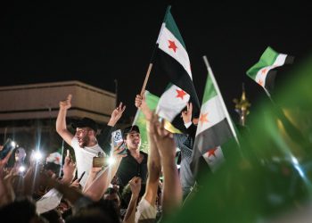 Trump se založi za ukidanje sankcija na Siriji – RT World News