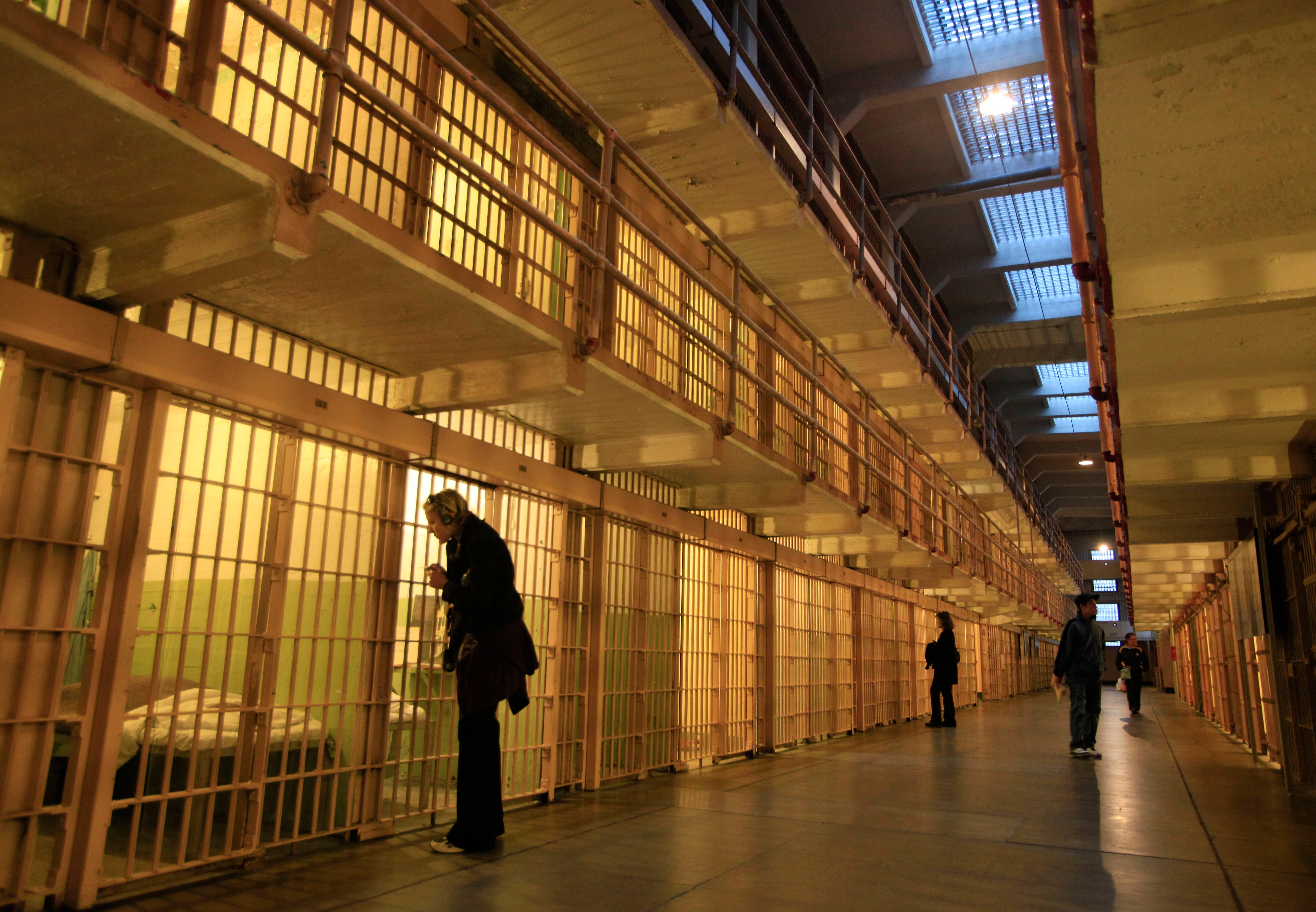Alcatraz se zatvorio kao zatvor 1963. godine, dijelom i zato što je bio preskup za trčanje. Sada je popularna turistička atrakcija