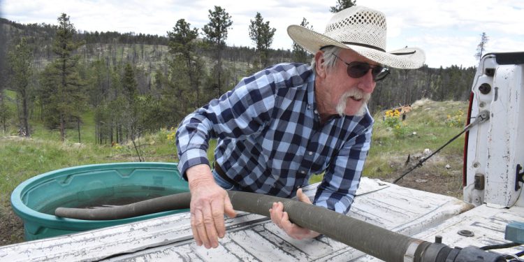 Trumpov pritisak da spasi ugljen suočen je s novom preprekom: vlastiti trgovinski rat