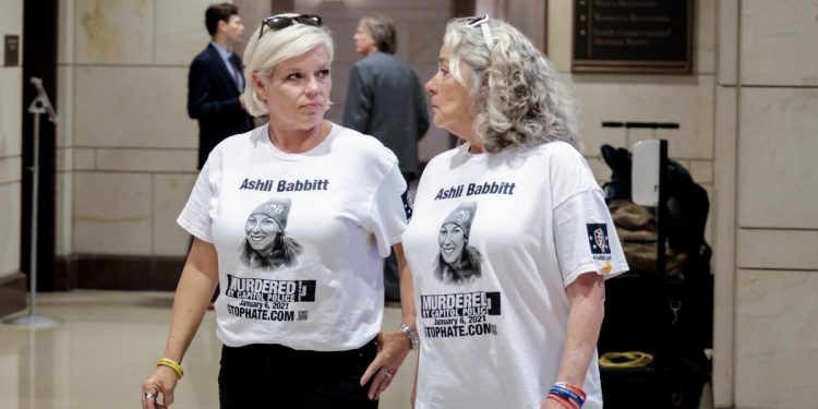 Trumpova administracija postiže nagodbu s obitelji Ashli ​​Babbitt