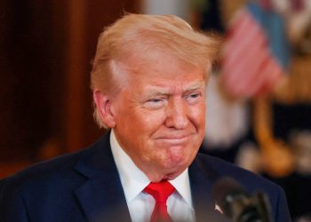 Trumpova ai-generirana papa slika iskriva miješane reakcije nakon posjeta Vatikanu