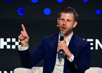 Trumpovi sinovi promiču ugovore o nekretninama i kripto ugovorima širom svijeta koji će imati koristi od predsjednika