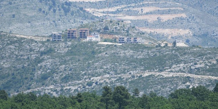 Turistima iznajmljuju stan u kojem žive u Dubrovniku a ljetuju na Ivanici u općini Ravno