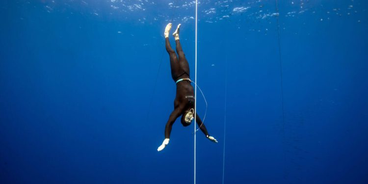 U CRVENOM MORU Riječanin Petar Klovar postavio novi svjetski rekord u najtežoj disciplini ronjenja na dah!