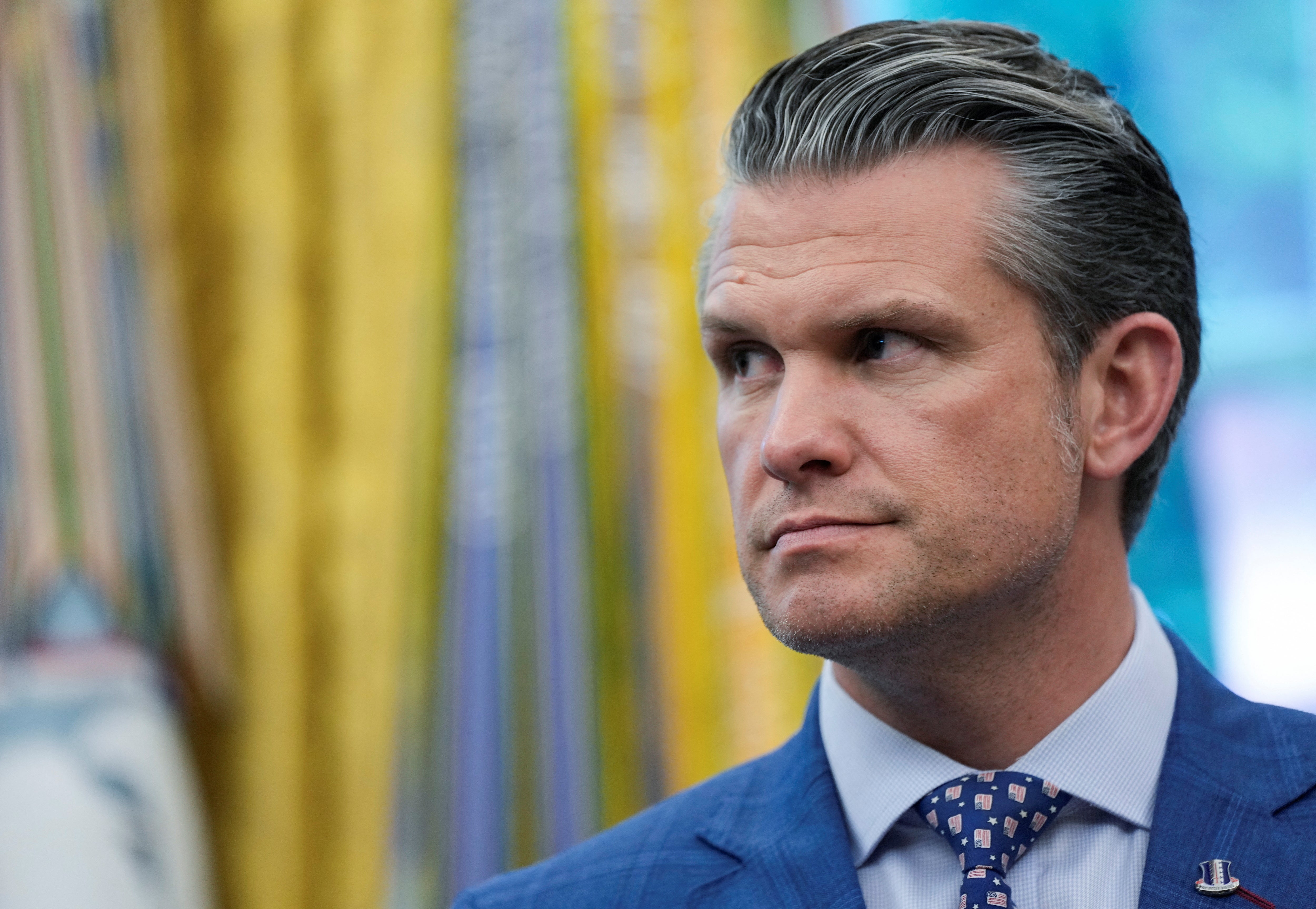 PETE HEGSETH -a snažno su kritizirali vojni izvještači nakon što su najavili medijska ograničenja u Pentagonu. Još nije održao brifing za novinare otkad je preuzeo dužnost