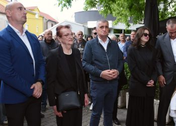 U Sinju danas svečano obilježen Dan državnosti i Dan branitelja Sinja i Cetinske krajine