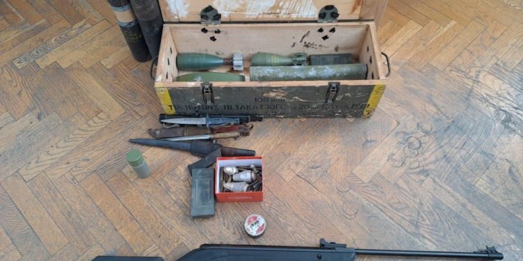 U okolici Splita u dvije odvojene akcije pronađena hrpetina oružja i droge