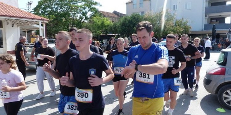 UTRKA PAKOŠTANE – BIOGRAD Sjećanje koje ne zastarijeva: Trči i ti u čast poginulim herojima