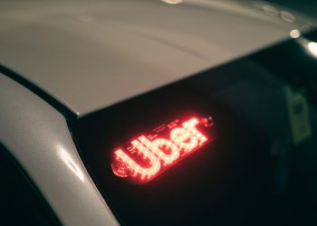 Uber u suradnji s Kinezima iduće godine planira pokretanje robotaksi usluge u Europi