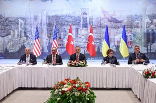 Ukrajinske i ruske delegacije u Turskoj za planirane mirovne pregovore