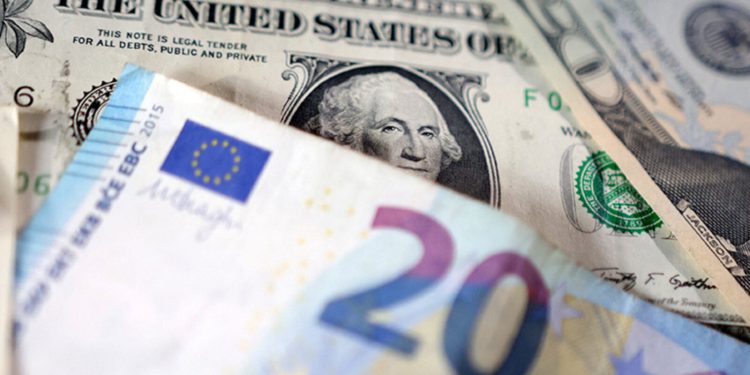 Ukrajina napušta dolar, euro postaje nova referentna valuta?