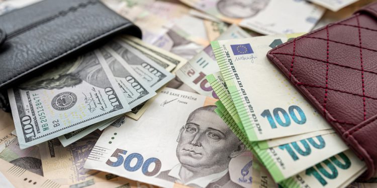 Ukrajina smatra da je dolar izlaskom kao referentnu valutu – šef središnje banke – RT Rusija i bivši Sovjetski Savez