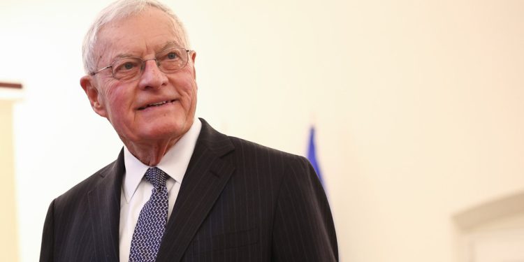 Ukrajina spremna ‘de facto se odreći’ zemlje Rusiji – Trumpov izaslanik – RT World News