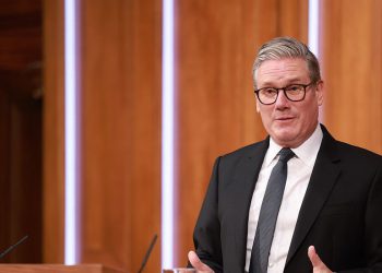 Ukrajinac optužen za napad podmetača na dom britanskog premijera – RT World News