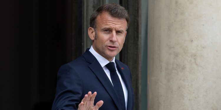 Ukrajinci znaju da se teritorij neće vratiti – Macron – RT World News