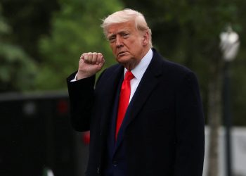 Unutar Trumpove večere s novčićima s velikim potrošnjom: Predsjednički pečat i hrana koji su izgledali ‘gore od Spirit Airlinesa’