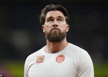 Unutar rasporeda horora Travisa Kelcea 2025 jer se otkrivaju igre Kansas City Chiefs (… i to je loša vijest za Taylor Swift!)