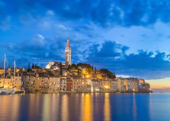 Utorak promjenjiv, uz laganu južinu, ponegdje kišu i grmljavinu