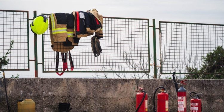 VATROGASNE SIRENE ODJEKIVALE SPLITOM Požar u šahtu izazvao veliku uzbunu!
