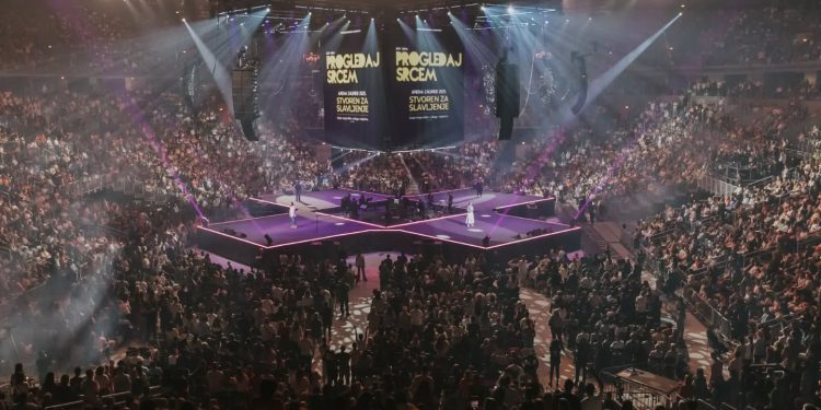 (VIDEO) Tisuće Hrvata slavilo Gospodina u Zagrebu: Najavljen i novi duhovni spektakl