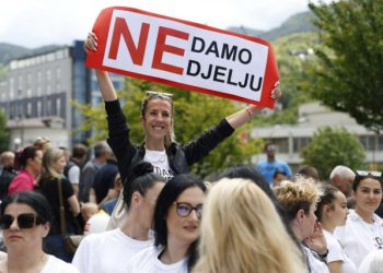 VIDEO Trgovci održali veliki prosvjed u Sarajevu zbog neradne nedjelje