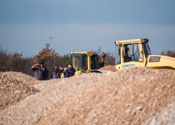 VIDEO Tunel kroz Kozjak: Počinje izvlaštenje, mještani ogorčeni – “Nije ovo samo zemlja, ovo je naša djedovina”