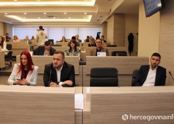 VIDEO ‘Ubaciš meso, ispada kobasica’: Salmir Kaplan objasnio kako Vlada HNŽ dijeli novac iz tekuće rezerve