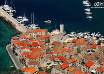 VIS I KOMIŽA Otvoreni Javni poziv za prijavu na korištenje besplatne usluge potpore i podrške za starije osobe i odrasle osobe s invaliditetom