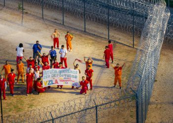 Venezuelan u pritvoru na ledu “barikadirana” vrata i “prijeti da će uzeti taoce”, navodi Trumpov tim