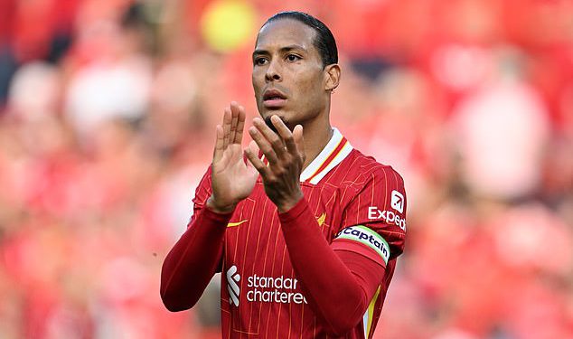 Virgil van Dijk šalje jasnu poruku Trent Alexanderu-Arnoldu nakon što su ga navijači Liverpoola pojavili zbog odlaska u Real Madrid