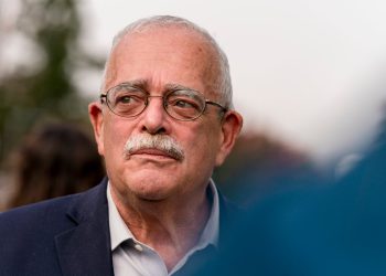 Virginia kongresmen Gerald Connolly umre u dobi od 75 godina nakon bitke za rak