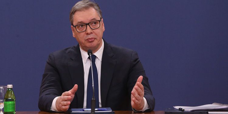 Vucic se očekivao na moskovskoj paradi unatoč bolesti – srpski zamjenik premijera – RT World News