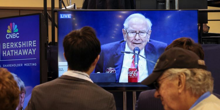 Warren Buffett šokira investitore najavljujući mirovinu iz Berkshire Hathaway krajem godine