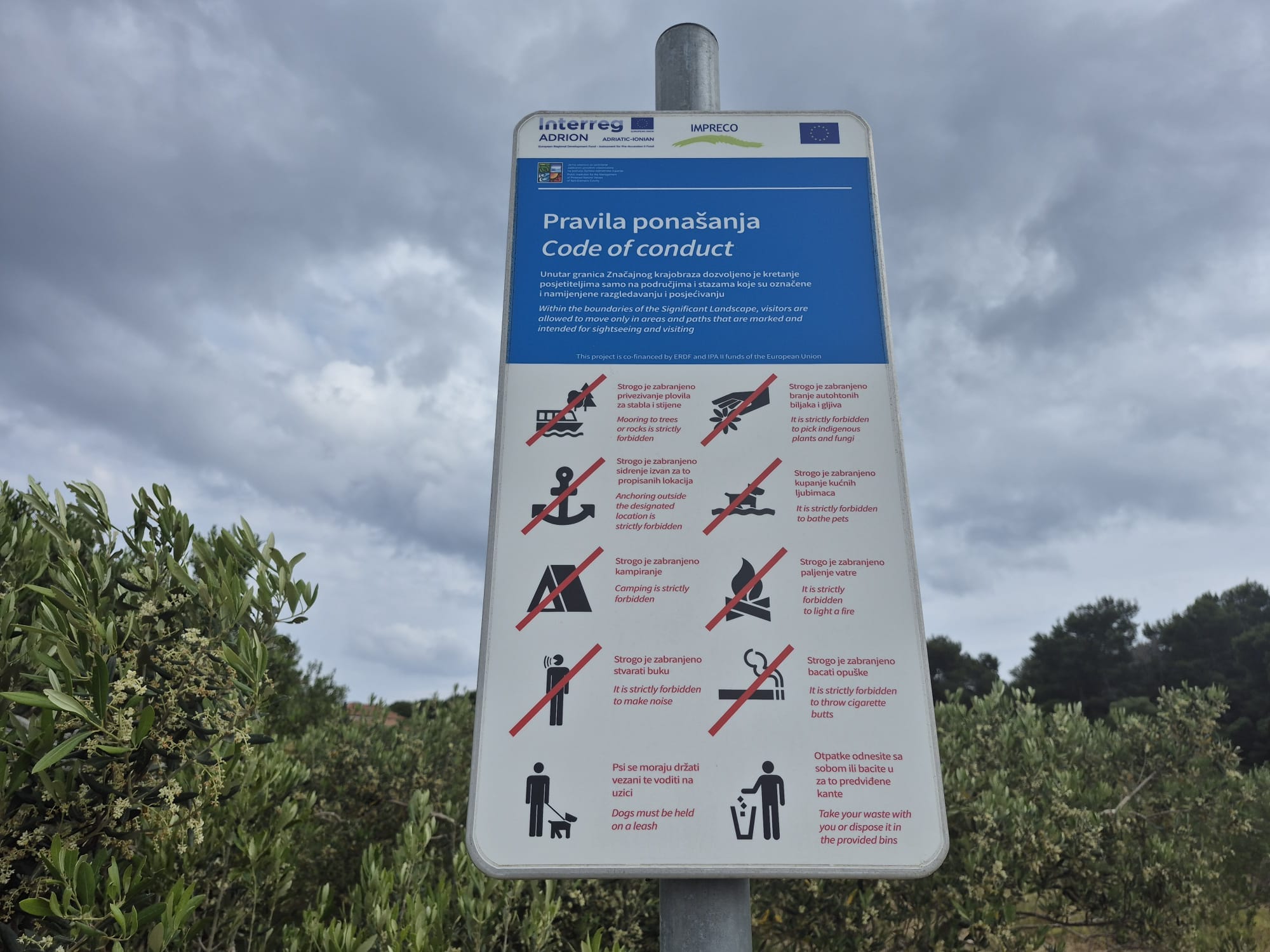 KAKO IM STATI U KRAJ? Ne žele poštivati zakone, odbijaju poslušati Lučku kapetaniju, sidre se i vežu posvuda: "Kapetan im je dva sata pisao kaznu"