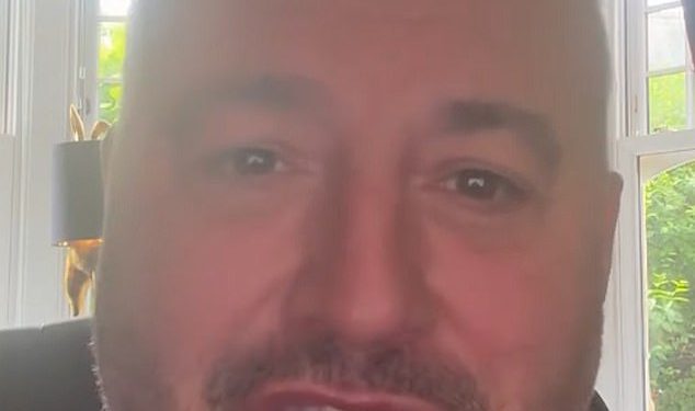 Wynne Evans potvrđuje da ga je BBC postavio nakon sonde dok dijeli emocionalnu izjavu nakon strogo skandala