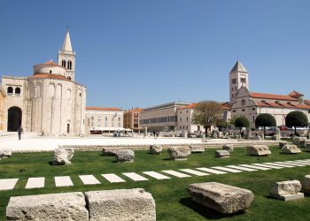 ZADARSKA IZLOŽBA 150 godina od dolaska cara Franje Josipa I. u Dalmaciju