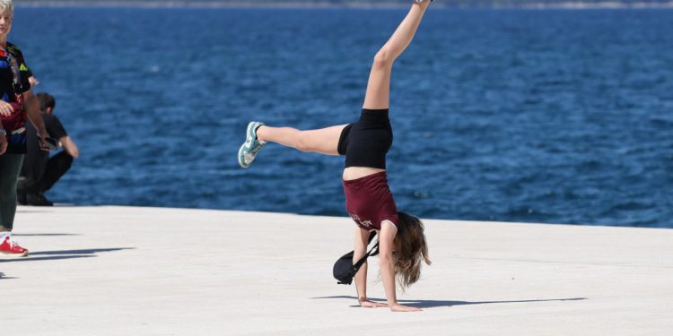 Zadrani i turisti uživali u lijepom sunčanom prijepodnevu na Poluotoku