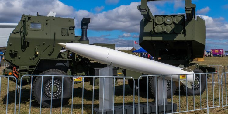 Zapadna Europa smatra da kupuje američke oružje za Ukrajinu – Bloomberg – RT World News