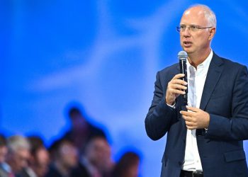 Zapadne tvrtke tiho se vraćaju u Rusiju – Putin Aide – RT Business News