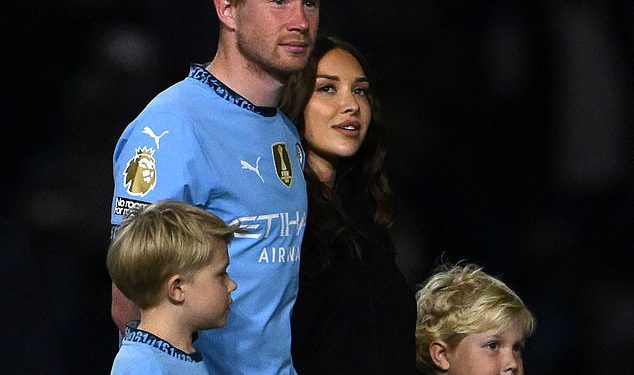 Zbogom oprostice Kevina de Bruynea, prezentacija u gradu ima Pepa Guardiola u poplavama suza dok bivši suigrači odaju počast – ali Micah Richards inzistira na njegovom izlazu ‘ne čini se u pravu’