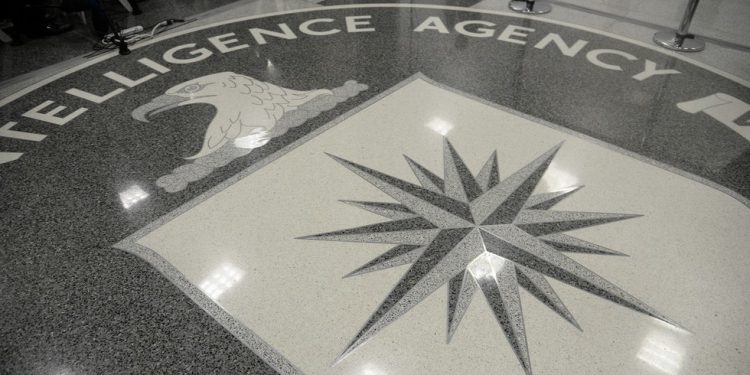 Žena je pucala i zatvorila izvan sjedišta CIA -e – Mediji – RT World News