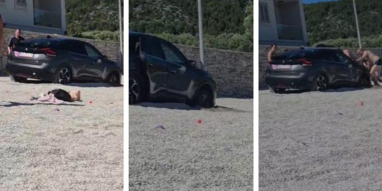 FOTO Nevjerojatna scena u Dalmaciji. Stranci ušli automobilom na plažu i zaglavili
