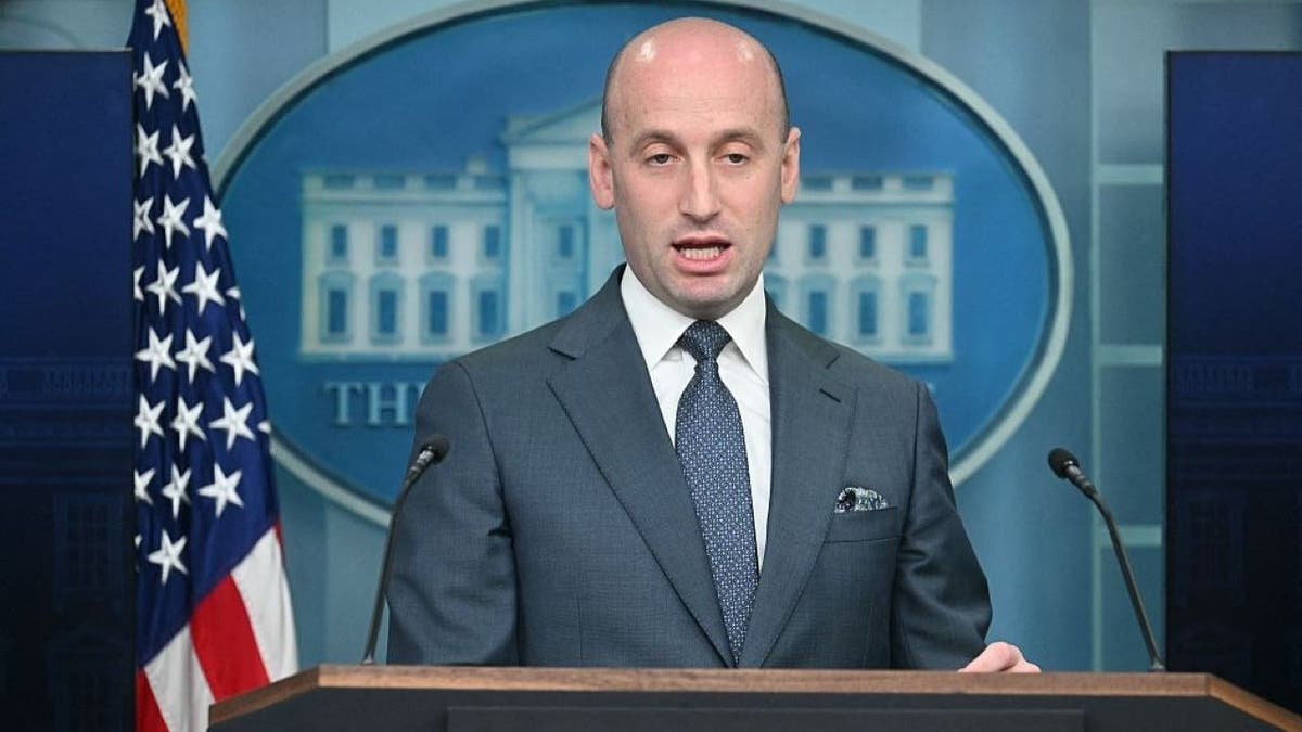 Stephen Miller u Bijeloj kući Lectern