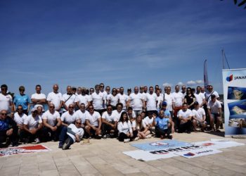 Županija − Nikad veći broj ronilaca u ekološkoj akciji u Lovištu! Izvukli pet kubika smeća, ali i uživali u druženju (FOTO)