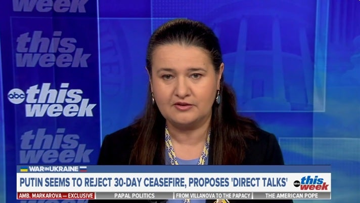 Ukrajinski veleposlanik u SAD -u, Oksana Markarova, u nedjelju je potvrdio da je predsjednik Volodymyr Zelensky bio spreman pregovarati s Vladimirom Putinom