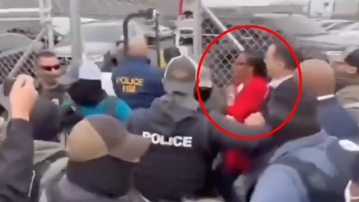 Demokrat rep. Lamonica McIver