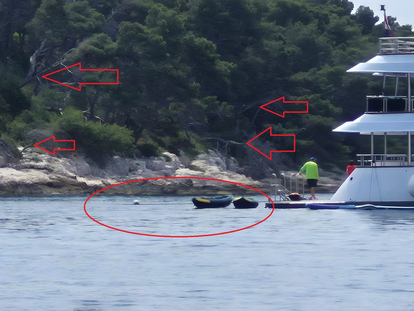 KAKO IM STATI U KRAJ? Ne žele poštivati zakone, odbijaju poslušati Lučku kapetaniju, sidre se i vežu posvuda: "Kapetan im je dva sata pisao kaznu"