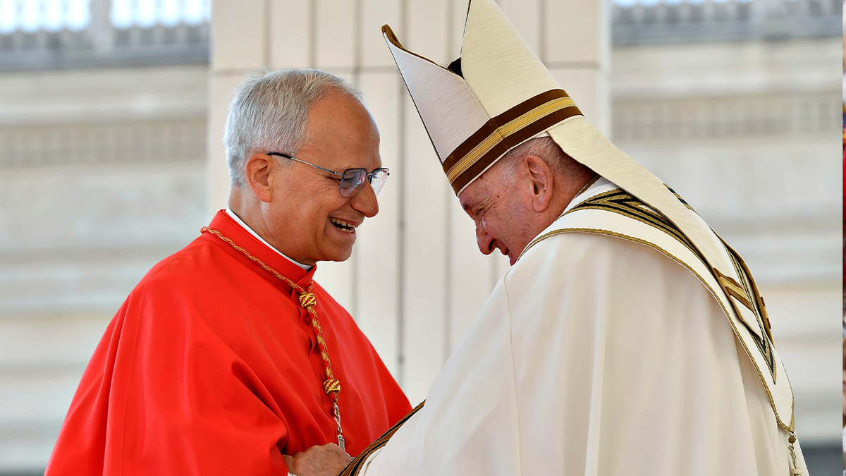 Papa Franjo s tadašnjim kardinalom Robertom Prevostom